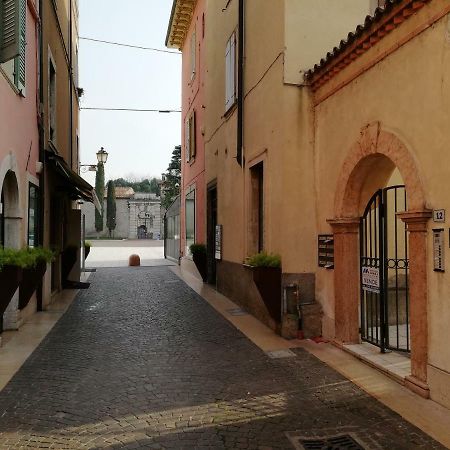 Domus Romanae In Centro Storico بسكييرا ديل غاردا المظهر الخارجي الصورة
